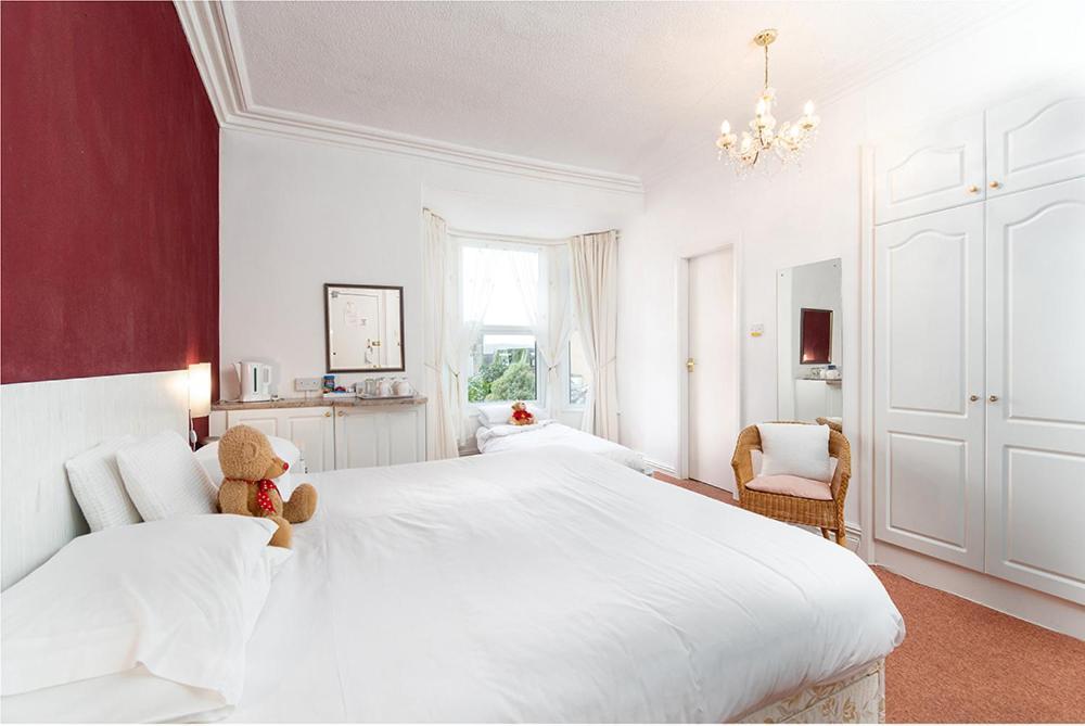 Anglesey House Bed and Breakfast Llandudno Buitenkant foto
