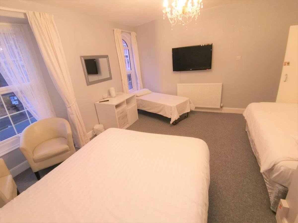 Anglesey House Bed and Breakfast Llandudno Buitenkant foto