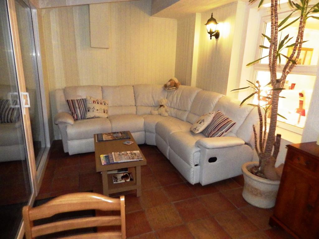Anglesey House Bed and Breakfast Llandudno Buitenkant foto